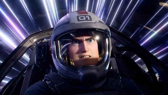 El personaje de Buzz Lightyear (producida por Pixar) tiene la voz del actor Chris Evans ("Capitán América" de Marvel).