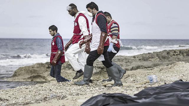 Mueren 74 migrantes que intentaban cruzar el mar Mediterráneo - 2