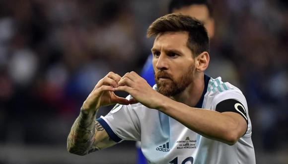 Argentina: quién es la cajera que le ‘curó’ el ‘mal de ojo’ a Messi y a qué otro jugador sumó para el choque con Polonia. (Foto: AFP)