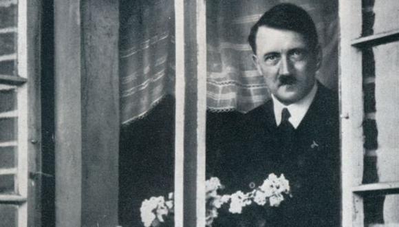 El régimen nazi fomentó el mito de un Hitler que en privado se comportaba como un hombre hogareño y buen vecino. (GETTY IMAGES).