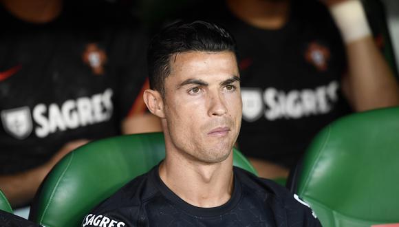 Cristiano Ronaldo comenzó desde el banquillo en el Portugal vs. España. (Foto: AP)