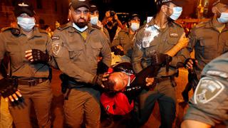 Creciente clamor popular en las calles israelíes pide la salida de Netanyahu 