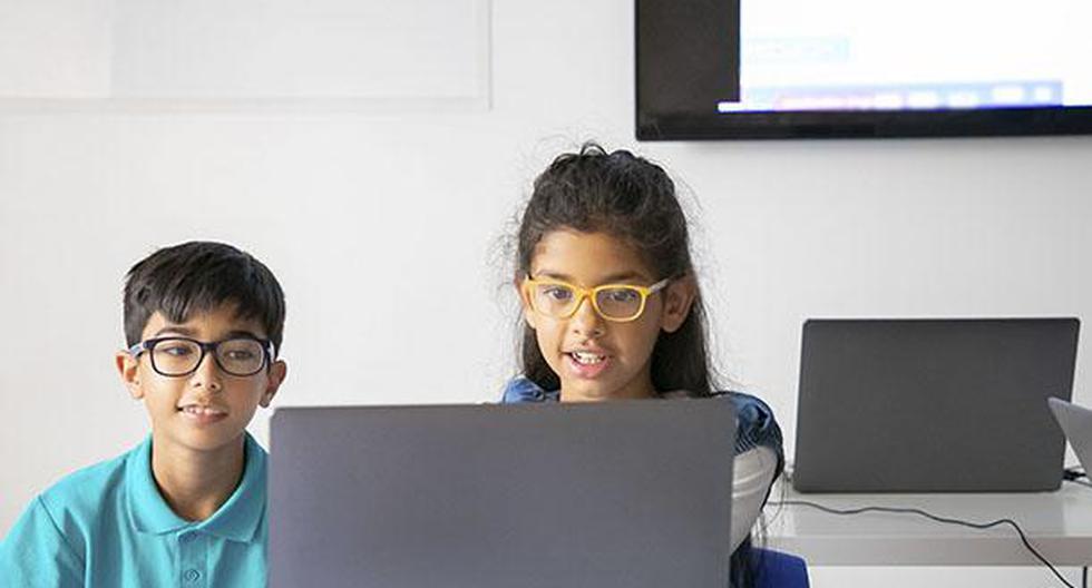 Los padres deben conversar con sus hijos cada día para saber si tienen alguna dificultad en sus clases. (Foto: oficial)