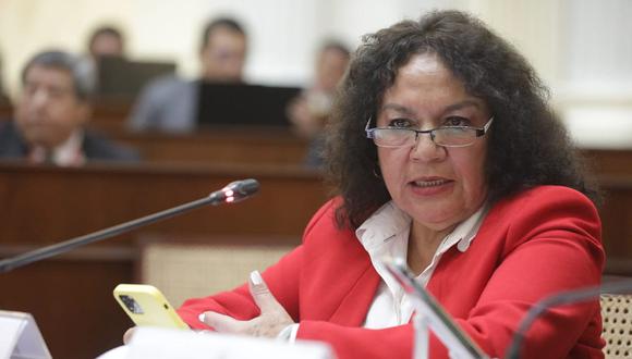 María Acuña fue una de las congresistas acusadas por recorte de sueldos. (Foto: congreso)