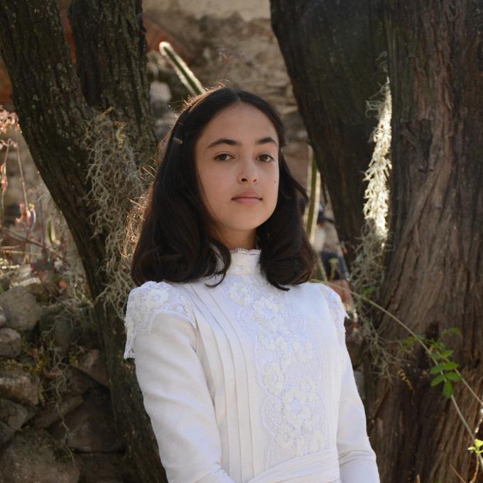 La niña peruana que interpreta a María Félix en nueva serie mexicana