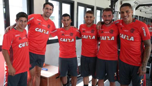Miguel Trauco: su primera postal con los jugadores de Flamengo