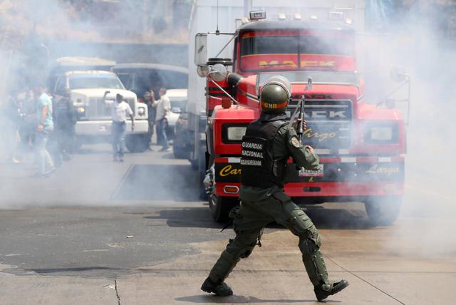 Caravana de Juan Guaidó se dirige a la frontera con Colombia para recibir ayuda humanitaria. Foto: Reuters