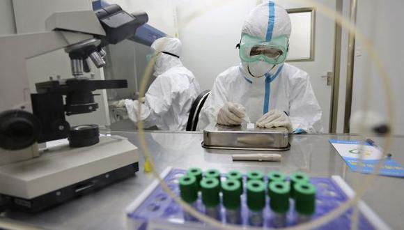 Confirman contagio por ébola en trabajadora sanitaria de EE.UU.