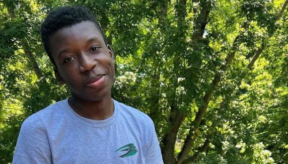 Ralph Yarl, de 16 años, recibió un disparo después de ir por error a la casa equivocada para recoger a sus hermanos. (Foto: Reuters)