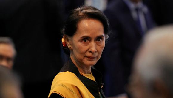 FILE PHOTO: Myanmar State Counselor Aung San Suu Kyi attends the opening session of the 31st ASEAN Summit in Manila, Philippines, November 13, 2017. REUTERS/Athit Perawongmetha/File Photo