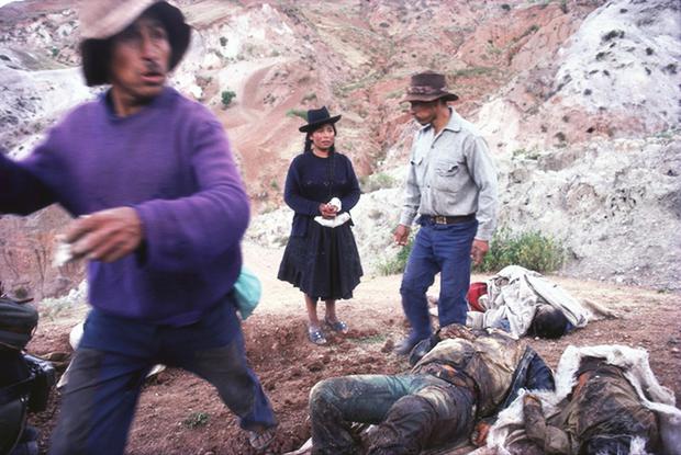 Record of the Socos massacre, in Huamanga, through the lens of Vera Lentz. 