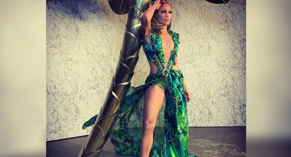 La cantante Jennifer López generó tendencia el año pasado con una versión del vestido "jungle" (Foto: Instagram)