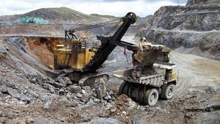 ¿A qué se debe la caída de la producción minera?