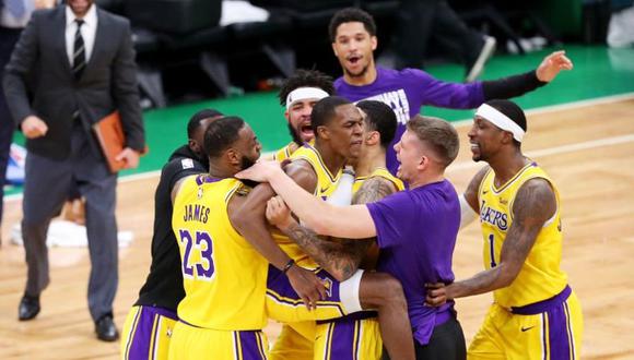 Lakers se impusieron sobre la hora a los Celtics con un marcador de 129-128. El TD Garden de Boston fue testigo de la remontada del cuadro de Los Ángeles (Foto: agencias)