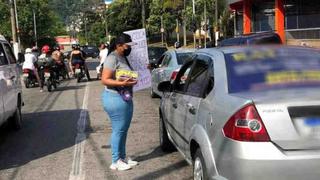 Brasil: la historia de Bruna, la vendedora ambulante que ofrece descuentos a cambio de un simple y humano gesto