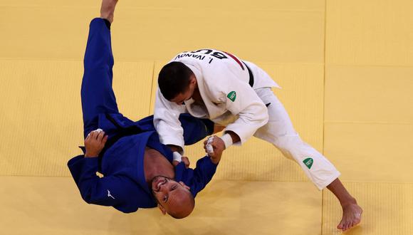 En la imagen el judoca argentino Emmanuel Lucenti durante su participación en los Juegos Olímpicos Tokio 2020. (Foto: AFP)