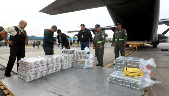 Gobierno envió dinero en efectivo a Puno para garantizar liquidez financiera ante el desabastecimiento por el bloque de carreteras | Foto: Ministerio de Defensa