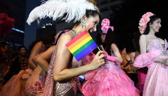 Artistas transexuales participan en una manifestación en defensa de los derechos de los homosexuales en Bangkok, Tailandia. (Foto referencial: AFP)