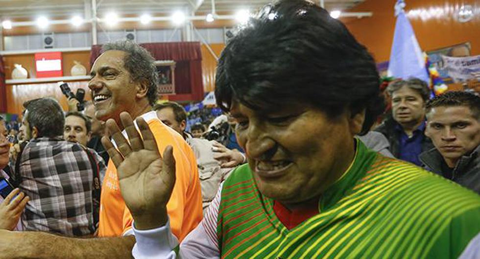 Evo Morales, presidente de Bolivia, vive a su estilo el partido de su selección ante Chile por las Eliminatorias. (Foto: Getty Images)