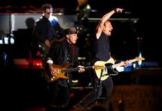 Bruce Springsteen se unió por primera vez a The Killers para versionar el tema “A Dustland Fairytale”