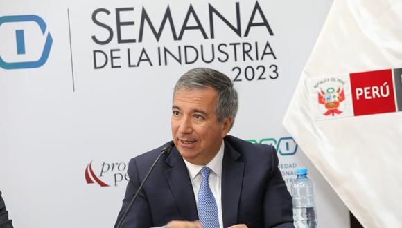 El Ministerio de la Producción trabaja junto al MEF en desarrollar fondos de garantía con tasas de 12 a 13% para apoyar a las micro y pequeñas empresas del país, señaló Pérez Reyes. (Foto: Produce)