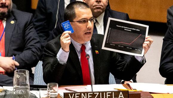 Venezuela | "Nadie nos dará plazos": El régimen de Nicolás Maduro rechaza nuevas elecciones exigidas por la Unión Europea. (Bloomberg)