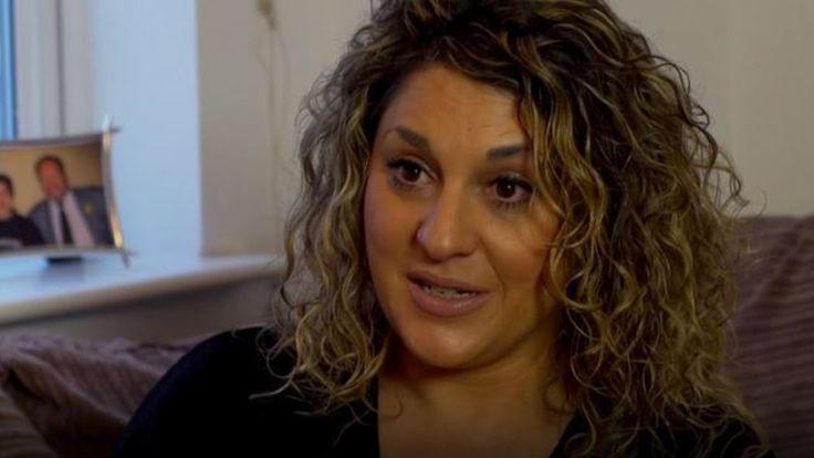 "El alcohol era más importante para mí que mi matrimonio", afirma Mel Curtis, que sufría de alcoholismo funcional.