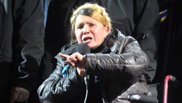 Ucrania: Timoshenko llora a los héroes de la revolución