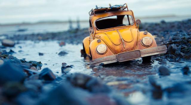 Impresionantes fotos realizadas con vehículos de juguete - 1