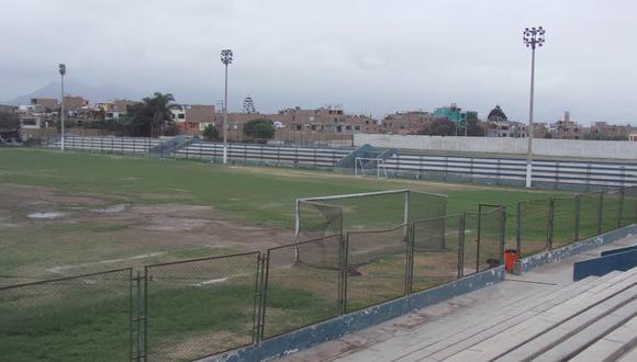A través de una carta, Edwin Oviedo pidió a Antonio Mezarina una audiencia para explicarle su proyecto de incorporar al Estadio Unión dentro del Plan Centenario y así desarrollar la práctica del fútbol en provecho de la niñez.