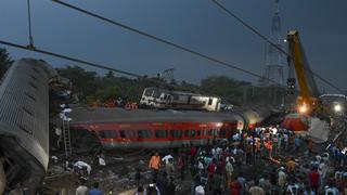 Ursula von der Leyen: “Europa llora” con India tras el “terrible” accidente de trenes que dejó más de 280 muertos