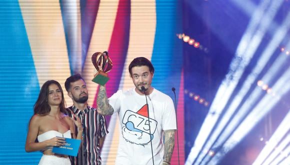 J Balvin en los Premios Heat 2017. El colombiano fue uno de los grandes triunfadores de la noche. (Foto: Difusión)