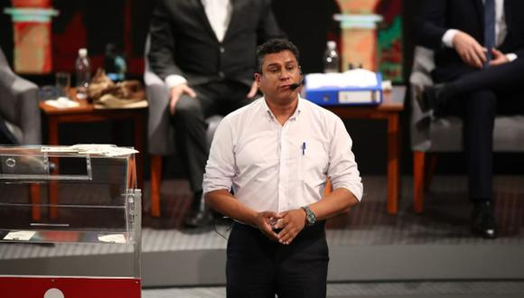 Yuri Castro, candidato a la Alcaldía de Lima por Perú Libre, dio a conocer sus propuestas en el debate organizado por el Jurado Nacional de Elecciones | Foto: Jorge Cerdan / @photo.gec