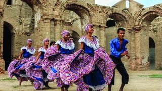 El Perú en tiempos de Carnaval: “Fiestas y danzas del Perú” es el primer libro del BCP dedicado al patrimonio inmaterial