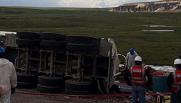 Arequipa: derrame de petróleo dañó bofedales y riachuelo