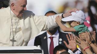 El papa pide a los cristianos en la península arábiga que sean "oasis de paz"