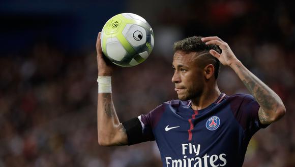 El último parte médico señaló que Neymar tenía un esguince tobillo y una fisura del quinto metatarsiano. Debe pasar por quirófano, pero el técnico del PSG dijo que "no será operado". (Foto: AFP)