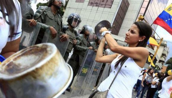 Venezuela: Oposición toma las calles de Caracas en nueva marcha