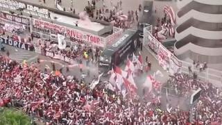 El sorprendente banderazo de los aficionados de River Plate en la previa del Superclásico de Argentina | VIDEO