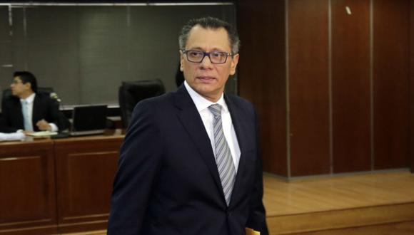 El exvicepresidente de Ecuador, Jorge Glas, ingresa a la sala del tribunal para su audiencia en la Corte Suprema para apelar su sentencia de seis años de prisión por asociación ilícita en relación con el escándalo de Oderbrecht en Quito, Ecuador, el 23 de mayo de 2018.