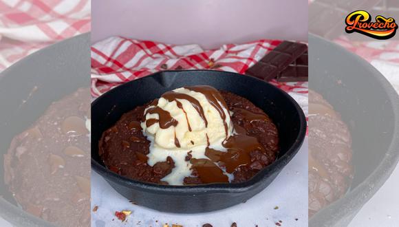 Este clásico postre de chocolate es un antojo que más de uno ha disfrutado. Conoce cómo preparar una versión sin harina ni horno. (Foto: Kathia Fanárraga)