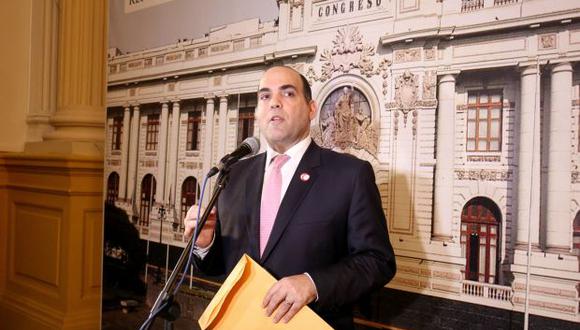 El primer ministro Fernando Zavala espera ser recibido por el pleno del Congreso para presentar la cuestión de confianza. (Foto: PCM)