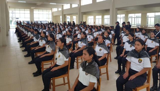 Alumnas de la PNP donaron cabello a pacientes con cáncer (Foto: Ministerio del Interior)