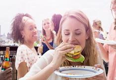 5 consejos que debes poner en práctica para evitar comer de más 