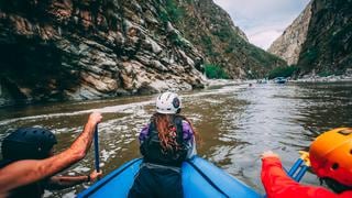 Descubre las mejores rutas para hacer kayak en Perú