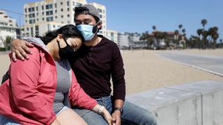 Coronavirus: pareja de inmigrantes contagiada vive un dramático momento en EE.UU.