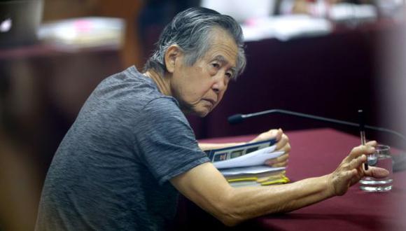 Alberto Fujimori fue trasladado de emergencia a clínica local