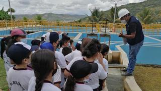 Más de 7 mil escolares de 11 regiones del país aprendieron a valorar el agua potable y el alcantarillado