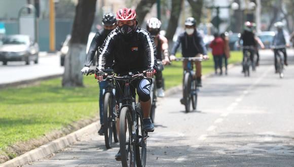 Minsa y MML organizan bicicleteada en donde ciclistas podrán recorrer toda la Av. Arequipa este domingo 29 de mayo para promover la vacunación de diversas enfermedades | Foto: El Comercio / Referencial