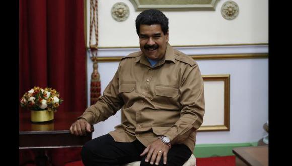 Maduro sumará dos nuevos periódicos a su poderosa red de medios